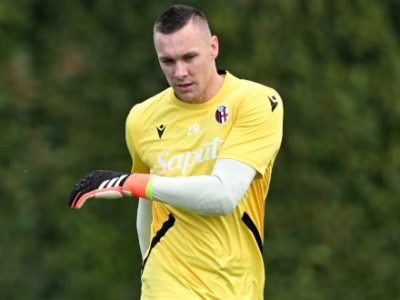 Seduta tattica con prove di conclusioni a rete per il Bologna, ancora a parte Odgaard