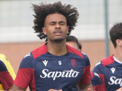 Allenamento tecnico-tattico con partitella per il Bologna, Odgaard e Soumaoro unici indisponibili