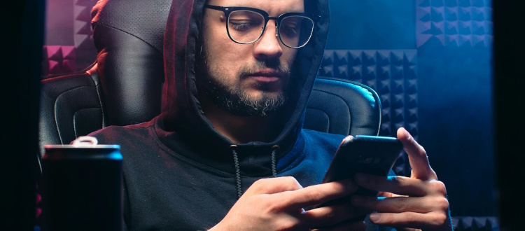 Stake entra nel mercato italiano: l'acquisizione di Idealbet apre nuove opportunità nel gaming online