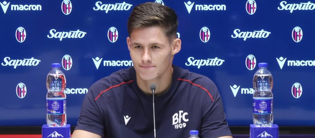 Vitik: "Il Bologna ha dimostrato di credere in me, qui si respira un clima speciale. In campo parlo tanto e non temo la pressione"