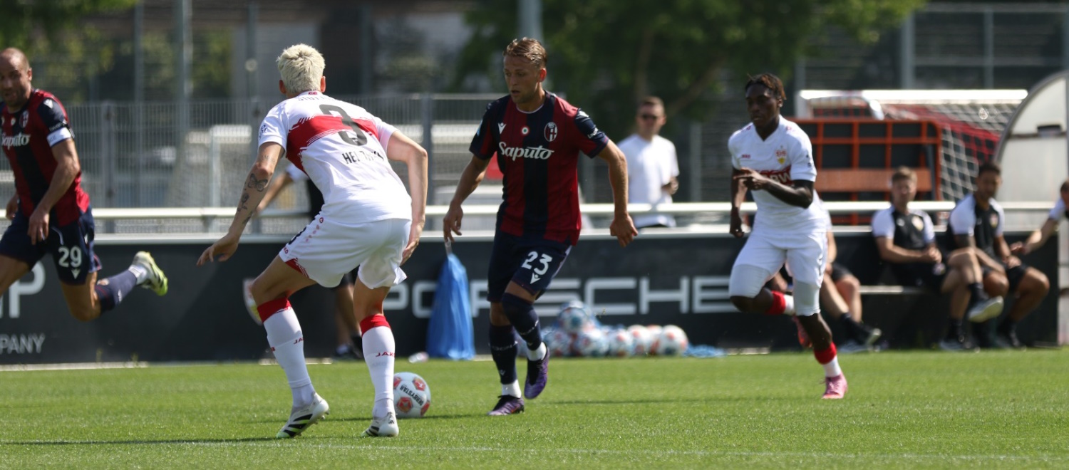 Gol di Fabbian, doppietta di Karlsson e rigore parato da Ravaglia: il Bologna si impone 3-0 nel secondo test a Stoccarda