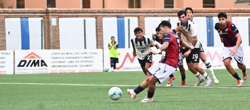 Il Bologna Primavera strappa applausi e poi si butta via: rimonta in extremis dell'Atalanta a Budrio, rossoblù sconfitti 1-2