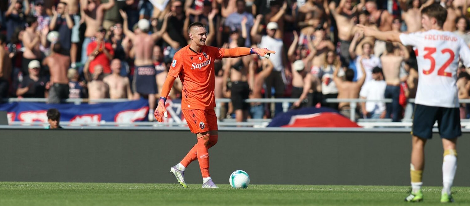 Skorupski: "Siamo squadra fino in fondo, anche nella sofferenza. Non semplice l'intervento su Martin, ma se ti alleni bene certi tiri li pari"