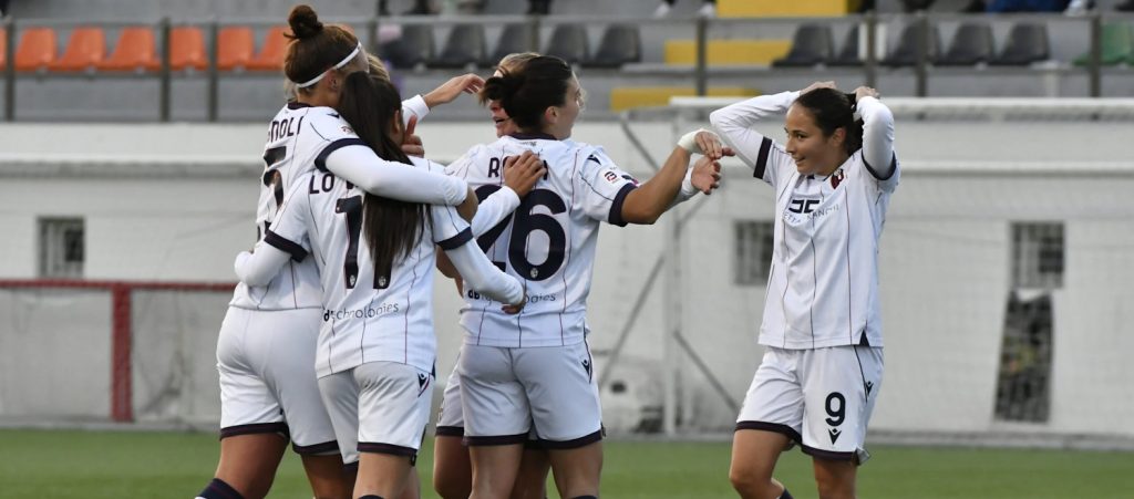 Il Bologna Women festeggia in grande stile la vittoria numero 100 della sua storia: roboante 7-0 a Venezia, sugli scudi Jansen con una tripletta