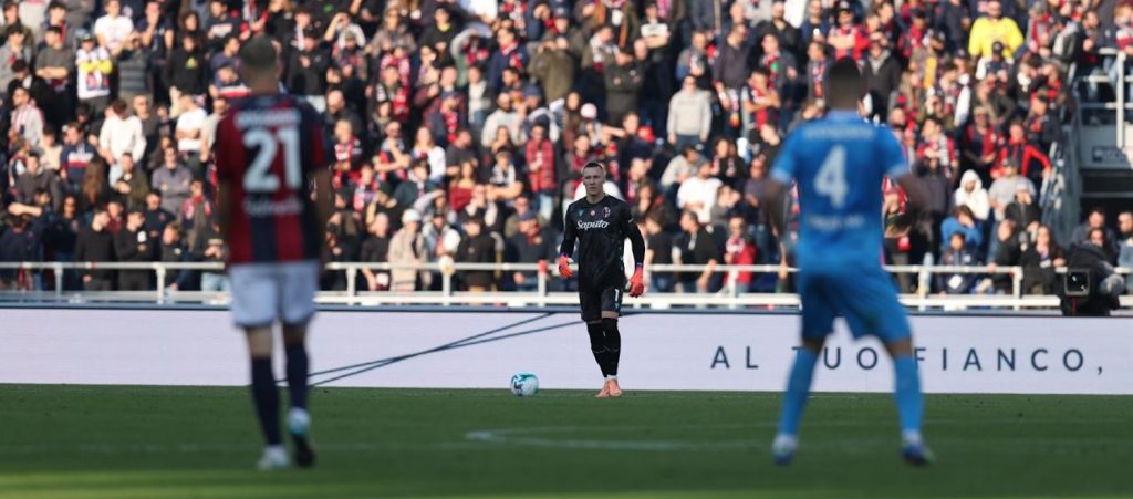 Risentimento muscolare alla coscia destra sia per Skorupski che per Rowe, nei prossimi giorni gli accertamenti