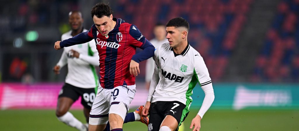 Lucumí viene graziato, Ravaglia no: errori da matita blu. Fabbian ritrova verve e gol, bella prova di Zortea, apprezzabili Moro e Rowe