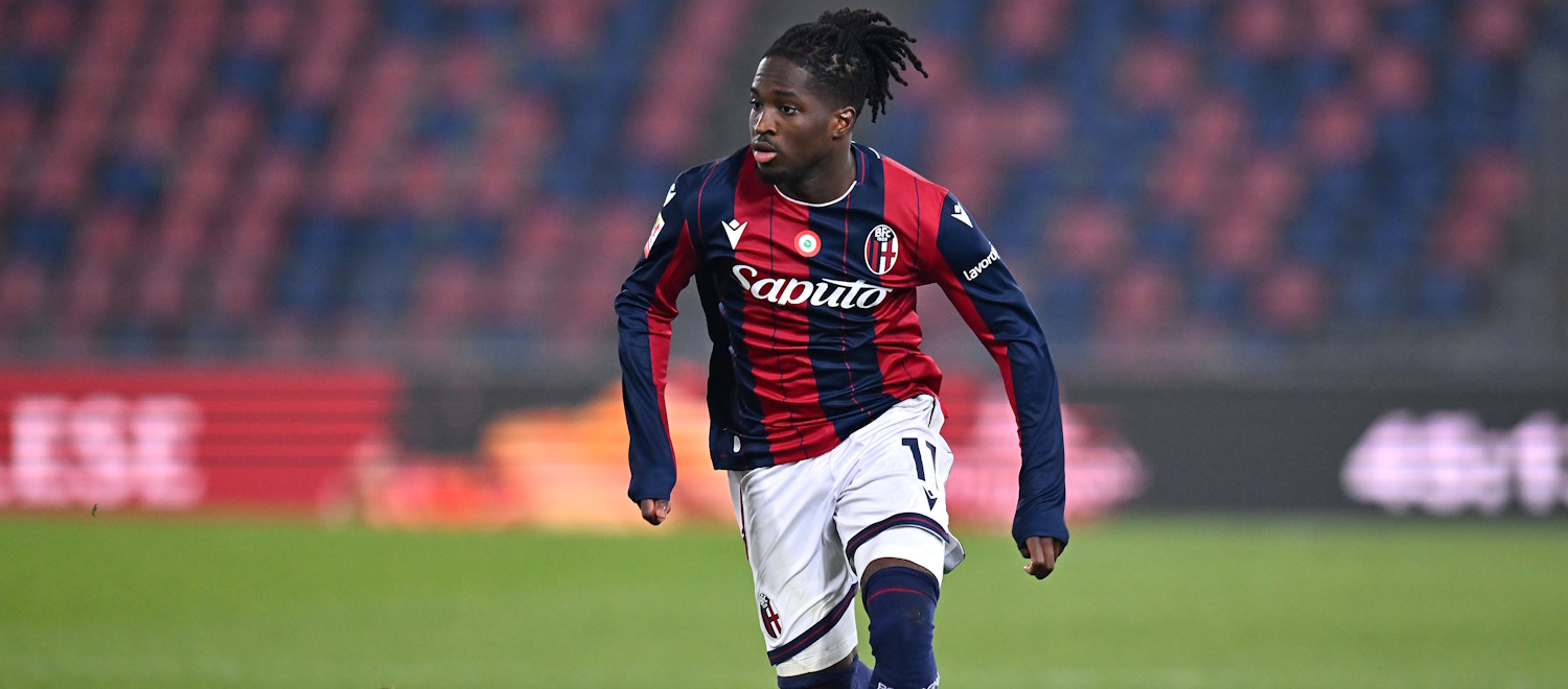 Rowe si presenta sul serio al pubblico di Bologna, Castro cancella la paura. Holm salva la sua prova con un assist d'oro, Ferguson in affanno