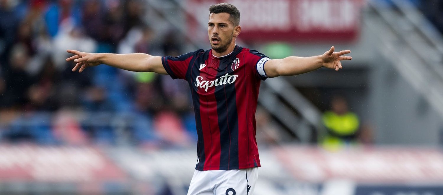 Freuler in gruppo dopo quasi due mesi, per il Bologna seduta tattica verso la gara contro il Sassuolo