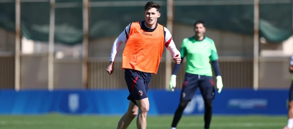 Primo allenamento in Arabia Saudita per il Bologna, anche Vitik in gruppo. Domani rifinitura e conferenza stampa di Italiano