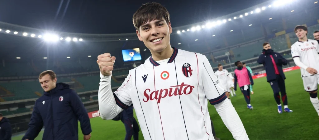 I quattro tenori offensivi si prendono la scena, ma i mediani non sono da meno. In difesa Heggem e Ravaglia evitano guai peggiori