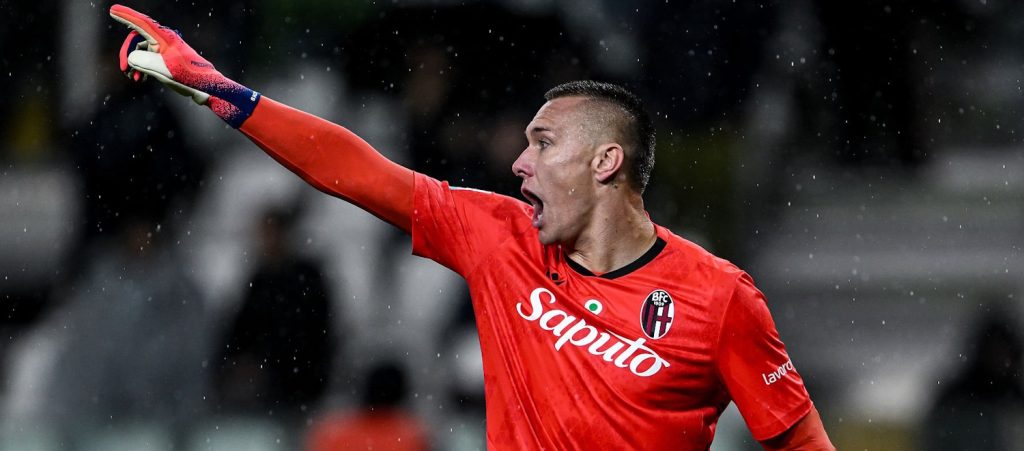 Immediata ripresa verso Como-Bologna: Skorupski in parte col gruppo, terapie e differenziato per Bernardeschi