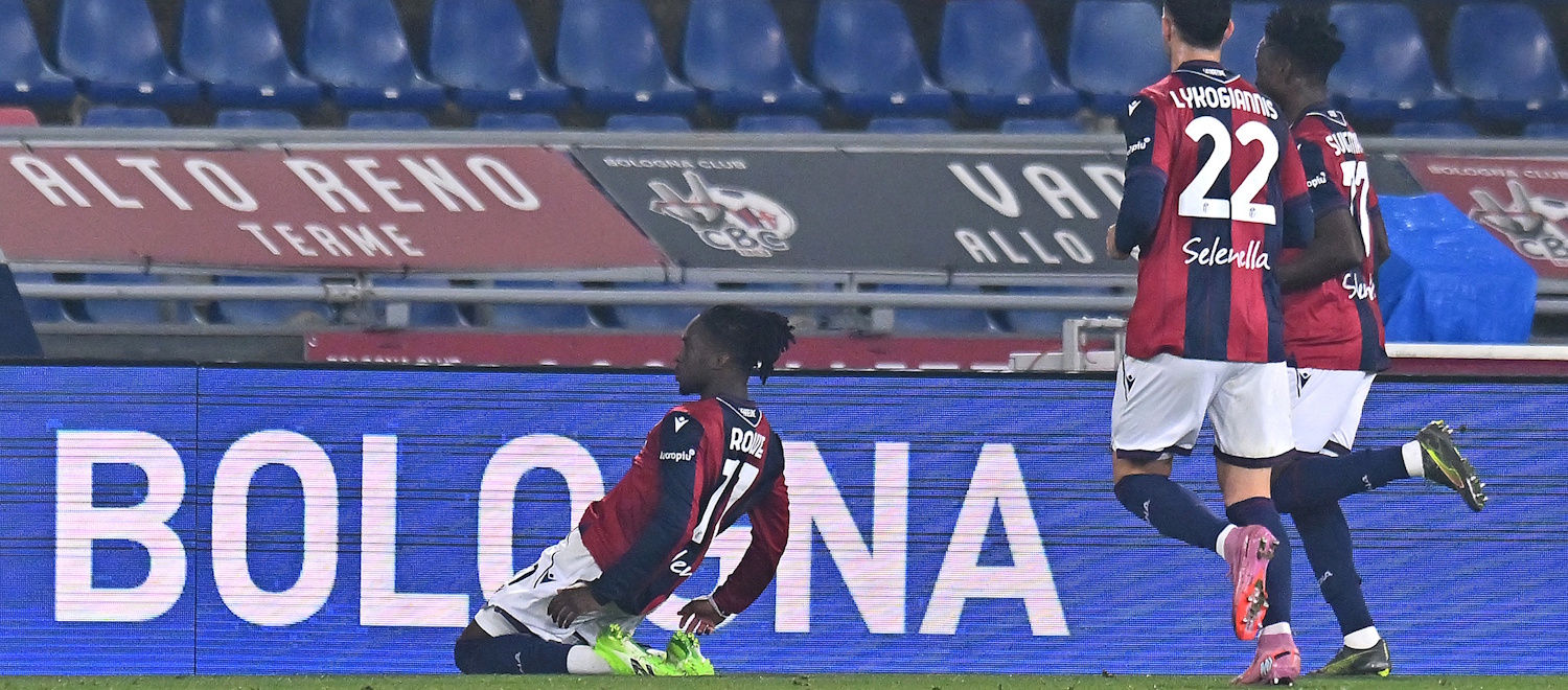 Primo gol in maglia rossoblù per Rowe, 513° marcatore nella storia del Bologna