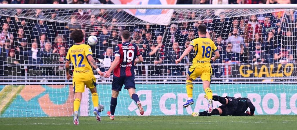 Questo Bologna non vale e non merita l'Europa: pasticciaccio al Dall'Ara, il Verona vince 2-1 e fa scendere i titolo di coda sul campionato rossoblù