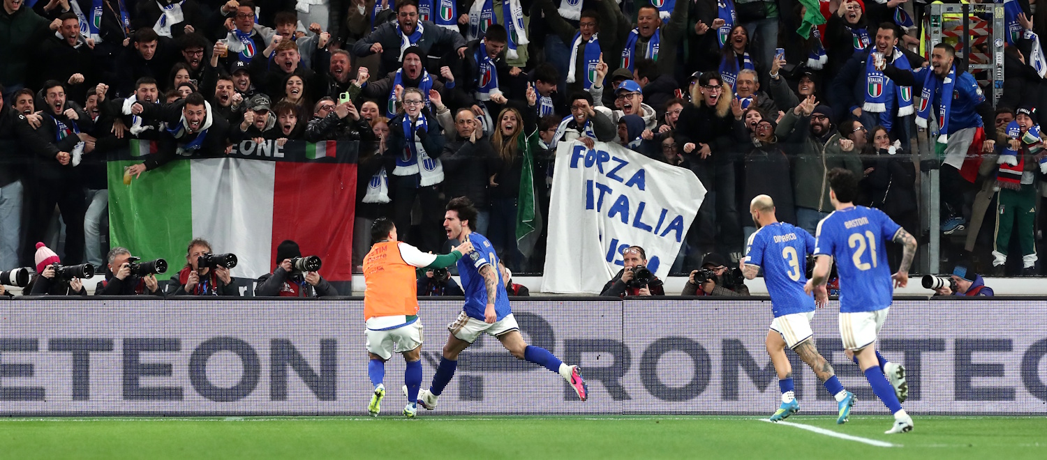 Mondiale 2026, l'Italia batte 2-0 l'Irlanda del Nord e si qualifica per la finale playoff: martedì prossimo gli azzurri sfideranno la Bosnia