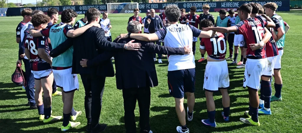 Terzo successo di fila per un ottimo Bologna Primavera: Monza sbancata 2-0 con Ferrari e Negri, agganciata la zona playoff