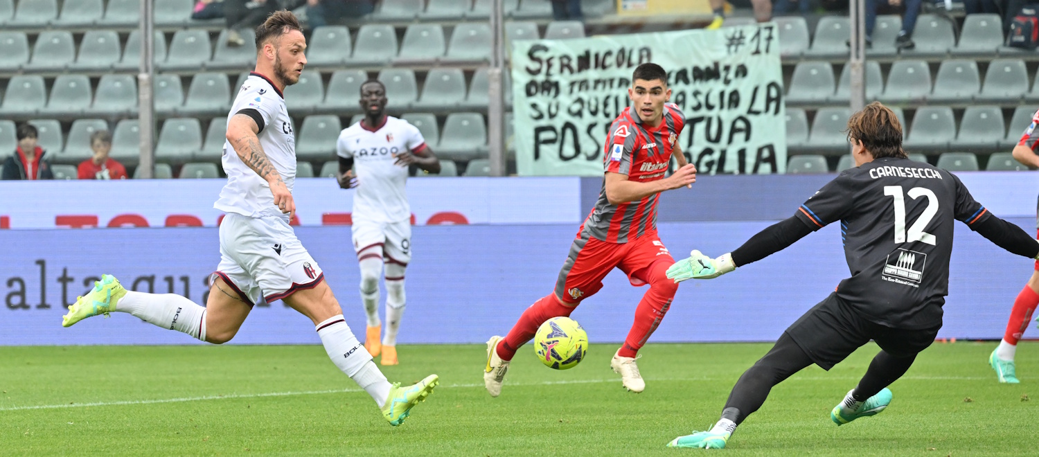 Bologna per la quarta volta a Cremona nella storia della Serie A, nei precedenti 2 vittorie dei rossoblù e una dei grigiorossi