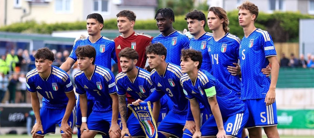 L'Italia Under 19 debutta agli Europei battendo 2-0 la Serbia, Pessina tiene la porta inviolata. E il Bologna valuta di tenerlo come secondo