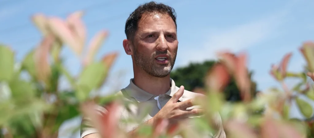 Reso noto lo staff di Domenico Tedesco: dal ritorno in rossoblù di Andrea Tarozzi alla conferma di Nicolò Prandelli