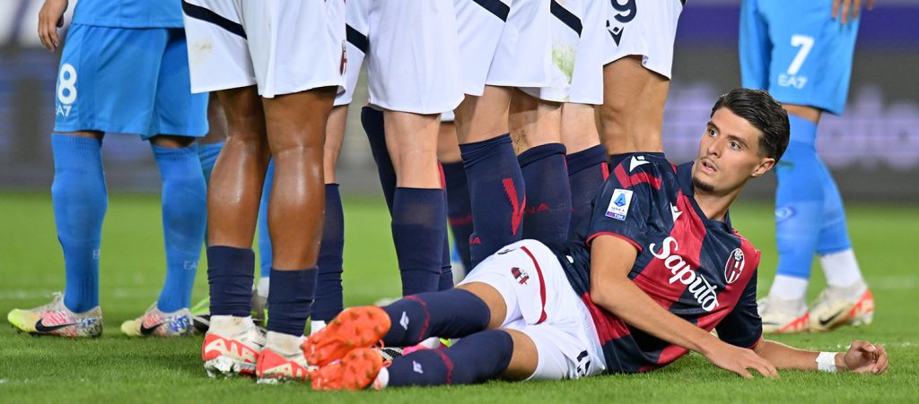 El Azzouzi ha convinto definitivamente Tedesco, Holm ha deciso di restare a Bologna. Oltre a Lucumí in uscita Casale, Ilic e Dominguez