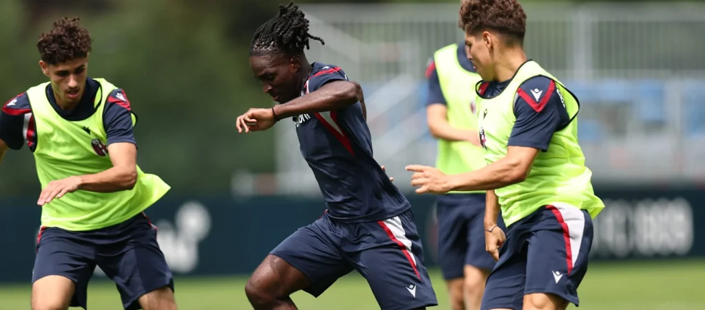 Palestra, attivazione atletica e varie esercitazioni nel penultimo giorno del Bologna a Valles. Domani alle 16 amichevole con l'Iraklis di Mazzarri
