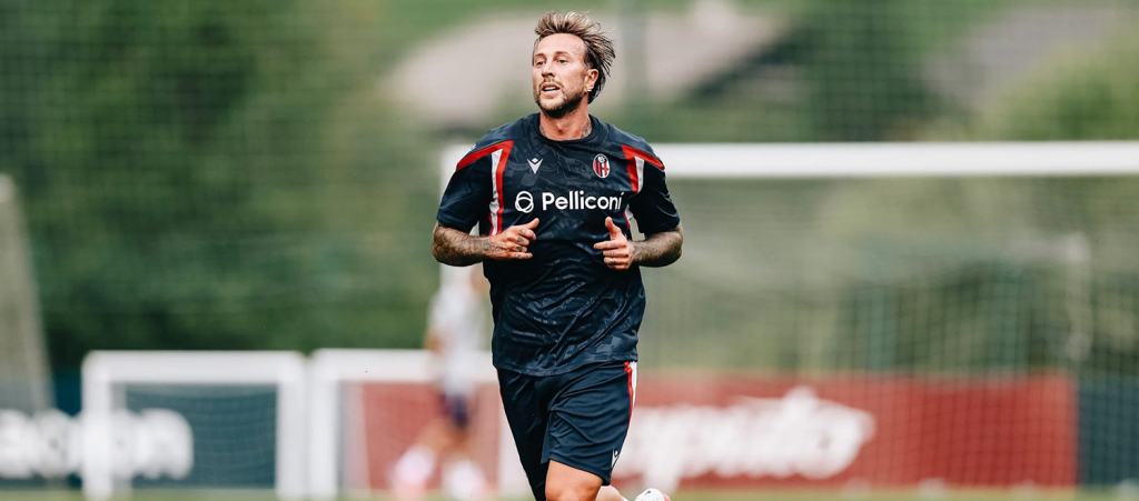 Terzo giorno di lavoro per il Bologna a Valles, domani Bernardeschi in conferenza stampa