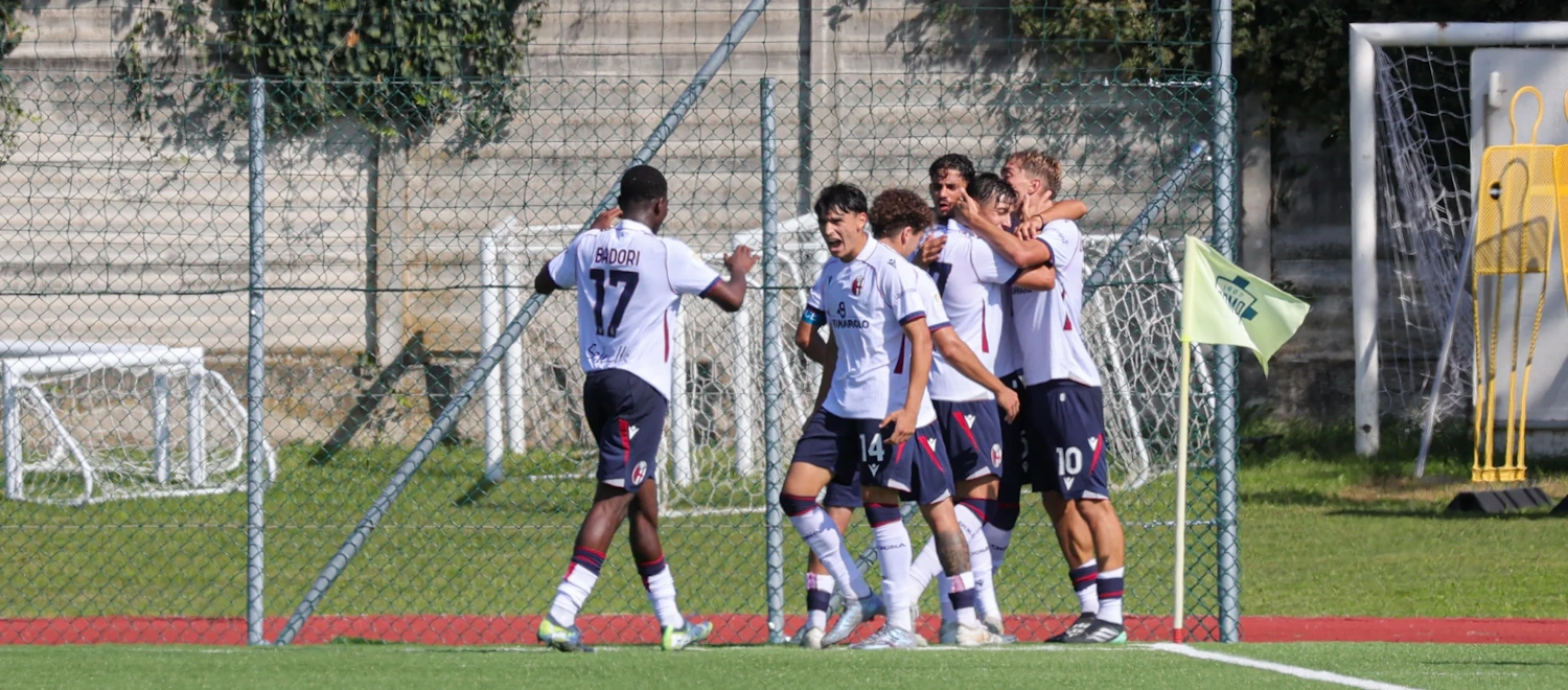 Lo Monaco sfodera tutta la sua classe e il Bologna Primavera torna a vincere: rossoblù corsari 2-1 a Como, doppietta del numero 10